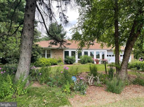 1423 Plank Rd, Tolna, PA 17349-9171