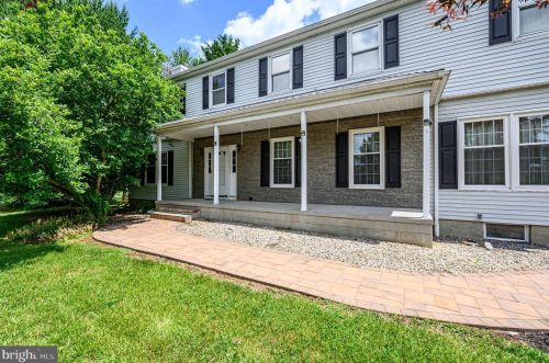 138 Georgetown Wrightstown Rd, North Hanover, NJ 08562-2517