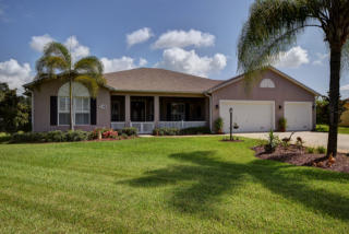 738 Holden Ave, Sebastian, FL 32958-5047