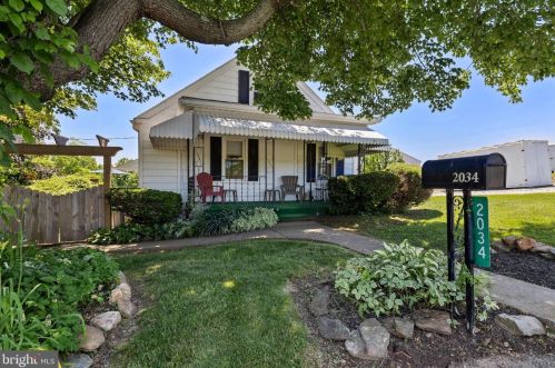 2034 Brown Rd, Cross Roads, PA 17322-7907