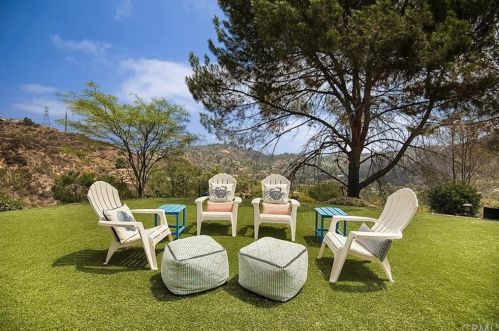 1400 Belleau Rd, Glendale, CA 91206-1305