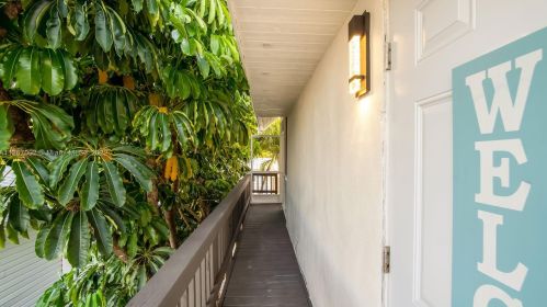 3 Eagle Dr, Key Largo FL  33037-3006 exterior