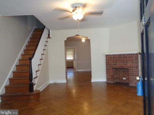 609 31st St, Wilmington, DE 19802-3011