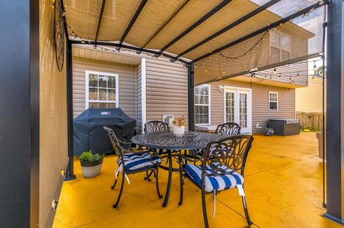 200 Towering Pine Dr, Ladson SC  29456-3794 exterior