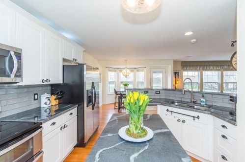 634 Ellen Dr, Cincinnati OH 45255-4917 exterior