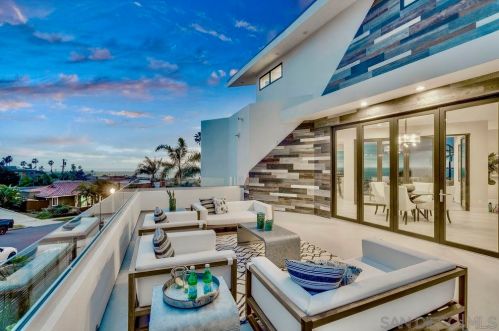 4410 Adair St, San Diego CA  92107-3802 exterior