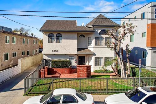 5743 Klump Ave, North Hollywood CA  91606-3619 exterior