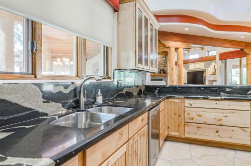 3833 67 Ave, Phoenix AZ 85033 exterior