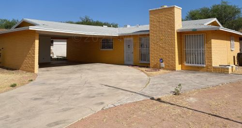 642 Maya St, Nogales, AZ 85621-3338