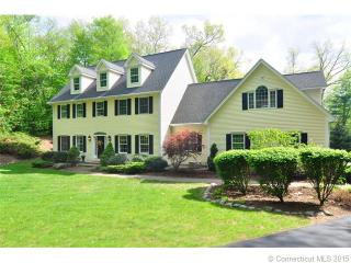 31 Huckleberry Hill Rd, Avon, CT 06001-3117