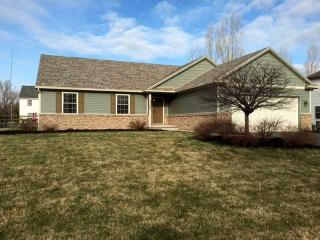 7060 Whiddenmill Dr, Whitehouse, OH 43571-8900