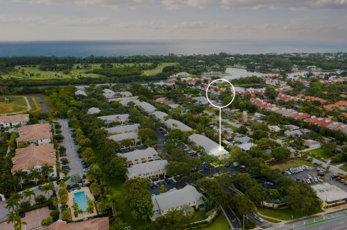 826 Kokomo Key Ln, Delray Beach FL  33483-6027 exterior