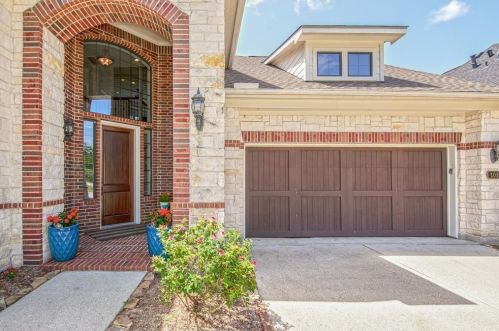 101 Silverstone Ln, Conroe TX  77384-4581 exterior