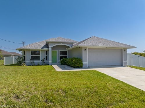 121 15th St, Cape Coral, FL 33909-0012