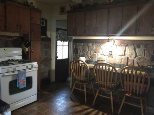 3 Oxford Ct, Paterson, NJ 07508-1213