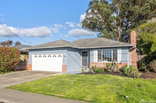 605 3rd Ave, Princeton By The Sea, CA 94019-5314