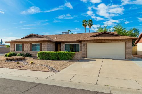 4603 Puget Ave, Glendale, AZ 85302-5233