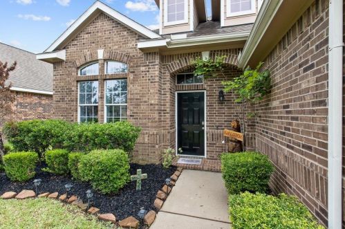 9219 Morningside Dr, Hitchcock, TX 77563-3798