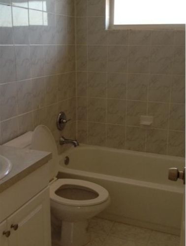 8841 14th St, Hollywood FL  33024-4722 exterior