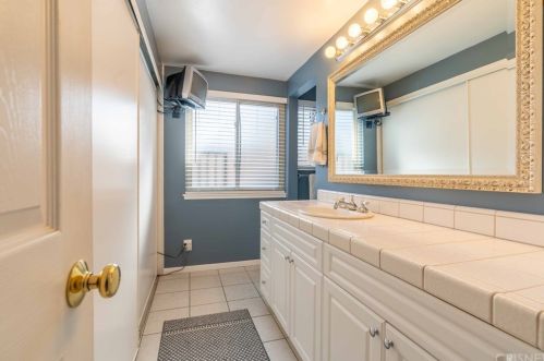 1954 Claudia Ave, Simi Valley CA 93065-3642 exterior