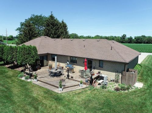 8501 93rd Ave, Crown Point, IN 46307-8627