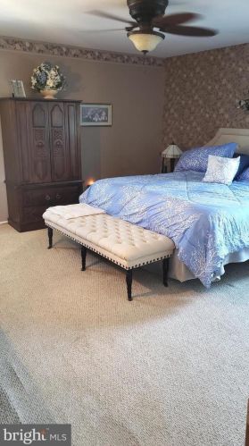 11 Mint Leaf Dr, Trenton NJ 08690-2217 exterior