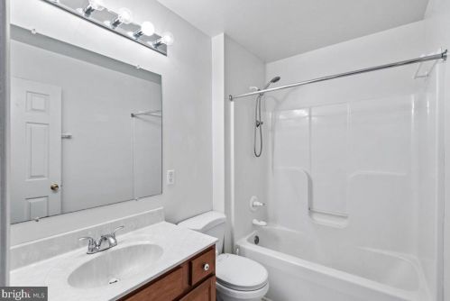 123 Indian Hills Rd, Locust Grove VA  22508-5214 exterior