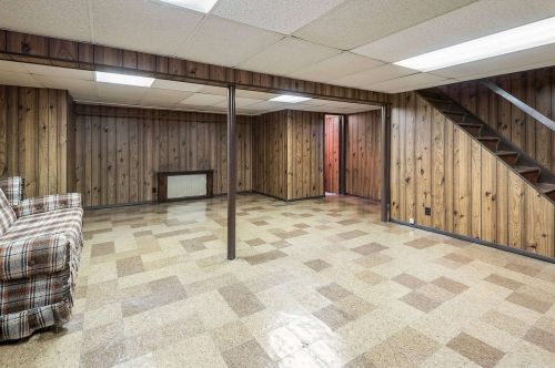 113 1st St, New Hyde Park NY  11040-4415 exterior