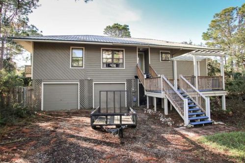 848 Pne Ave, Saint George Island FL  32328-2901 exterior
