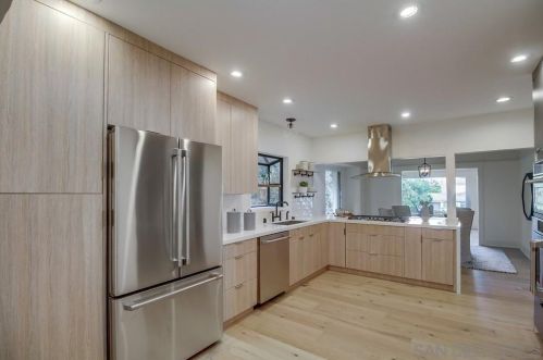 4421 Del Monte Ave, San Diego CA  92107-3607 exterior