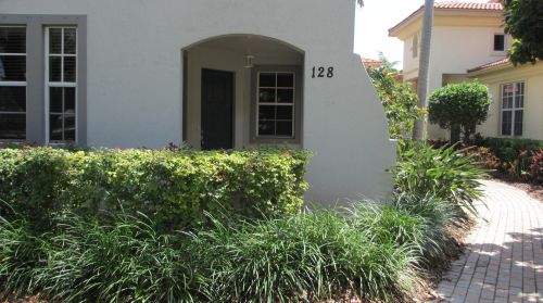 128 Evergrene Pkwy, West Palm Beach, FL 33410-1505