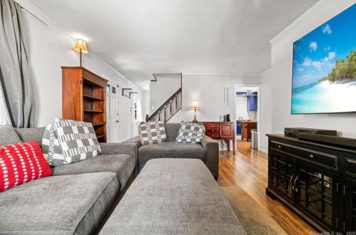 134 Morningside Dr, Bristol CT  06010-4546 exterior