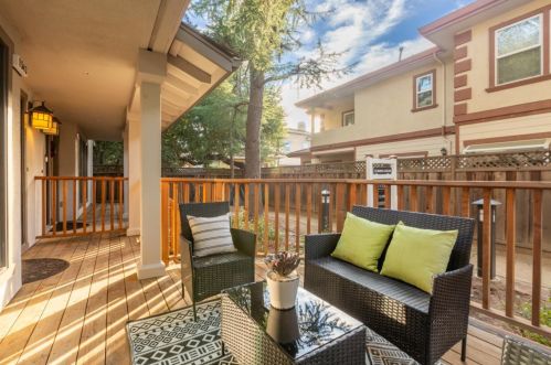 1543 Hummingbird Pl, San Jose, CA 95129-4672