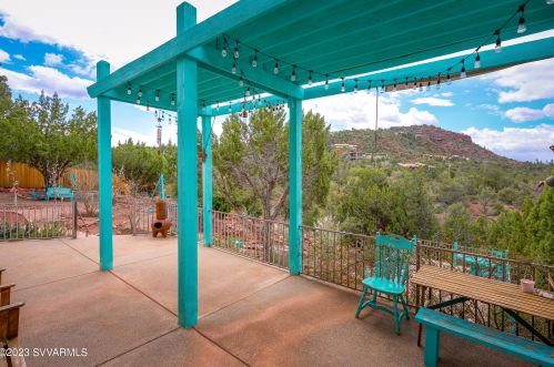 105 Castle Rock Trl, Sedona AZ 86336-6820 exterior