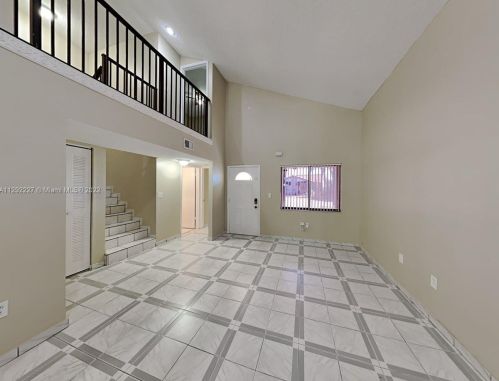 6490 25th Ave, Hialeah FL  33016-4374 exterior