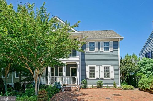 235 2nd St, Lewes, DE 19958-1326