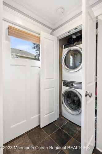 100 Branch Ave, Tinton Falls NJ  07701-2204 exterior