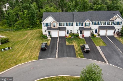 170 Tulip Ln, Gilbertsville, PA 19525-8120