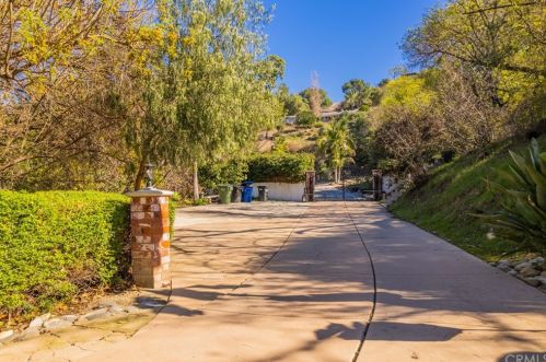 2423 Buenos Aires Dr, Covina CA  91724-3913 exterior