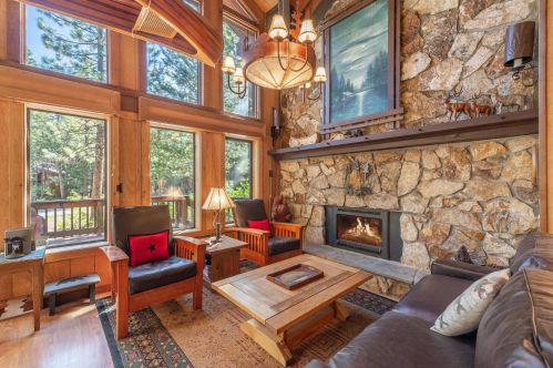 12786 Solvang Way, Truckee, CA 96161-6874