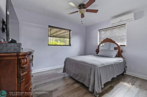 2300 58th Ter, Hollywood FL 33021-3226 exterior