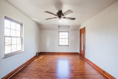 6341 Hamilton Ave, Cincinnati OH 45224-2011 exterior