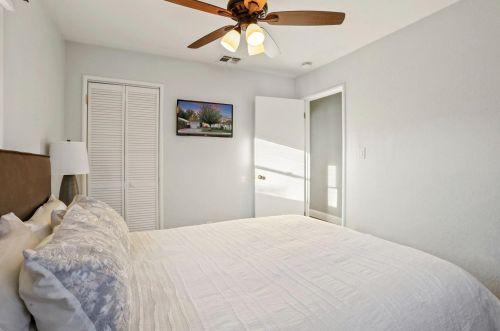 612 Catalina Way, Modesto CA  95350-4213 exterior