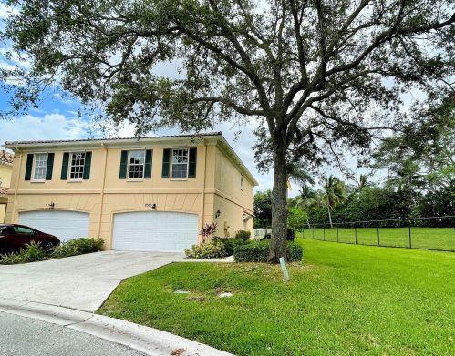 2030 Tigris Dr, West Palm Beach, FL 33411-5762