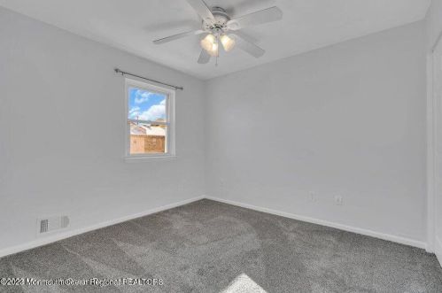 60 Greenwood Loop Rd, Bricktown NJ  08724-1254 exterior