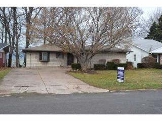 2644 Lakeside Dr, Erie, PA 16511-1252