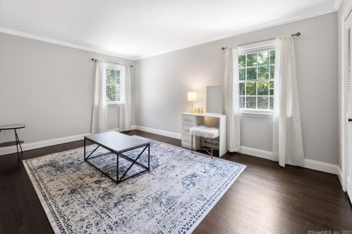 12 Falmouth Rd, Stamford CT  06903-2312 exterior
