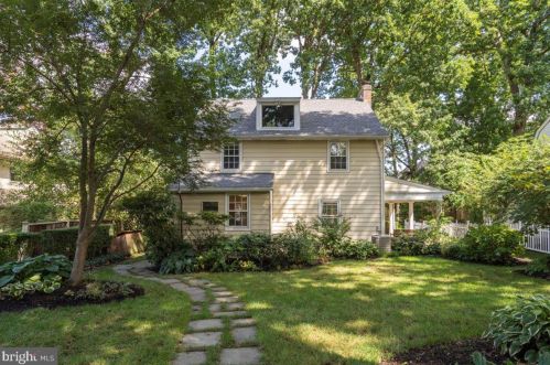 704 Glenside Ave, Wyncote PA 19095-1220 exterior