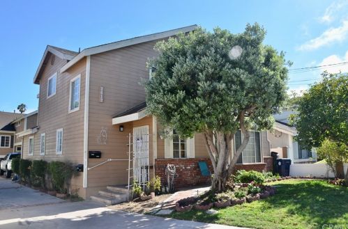 2412 Clark Ln, Redondo Beach, CA 90278-4424