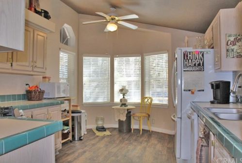 1045 Wendy Ave, Big Bear City CA  92314-9612 exterior